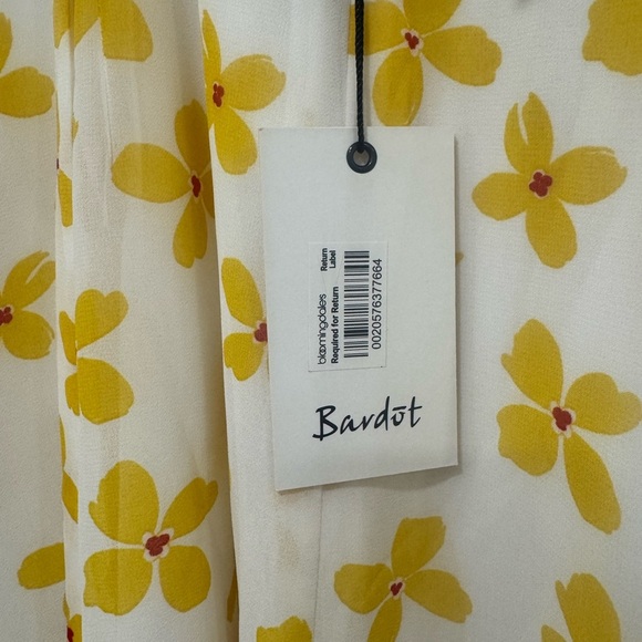 NWT Bardot Revolve Daisy Short Sleeve Mini Dress Size Medium White Yellow - Picture 4 of 8